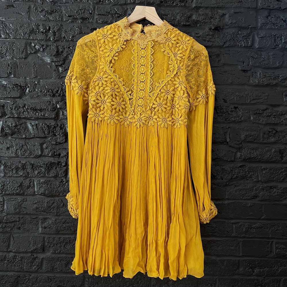 Free people Canary gold embellished baby doll dress - size 2 RARE
